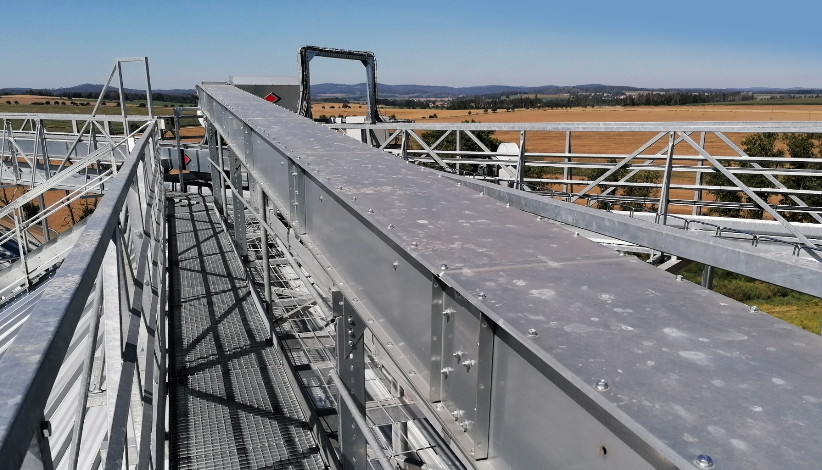 Grain conveyors